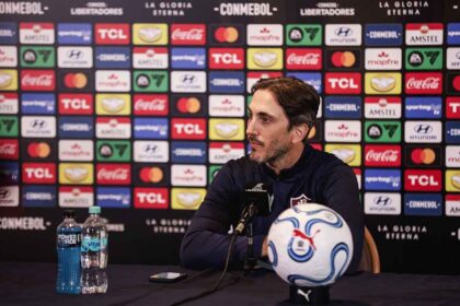 Imagem da noticia Zubeldía, após a derrota do Flu: "Não se preocupem: vamos nos classificar na Libertadores"