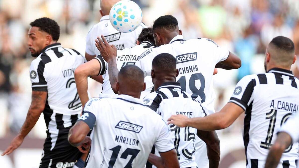 Imagem da noticia Botafogo sai na frente, mas cede virada ao Remo no Nilton Santos