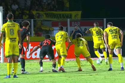 Imagem da noticia CBF divulga áudio completo do VAR em lance de expulsão anulada contra o Corinthians