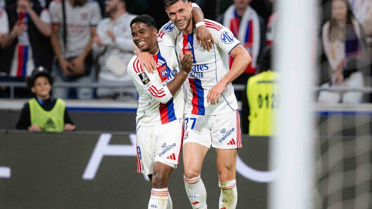 Imagem da noticia Endrick marca e deixa Lyon dentro da zona de classificação para a Champions