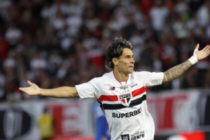 Imagem da noticia Ferreira destaca superação do São Paulo e lamenta baixas por lesão