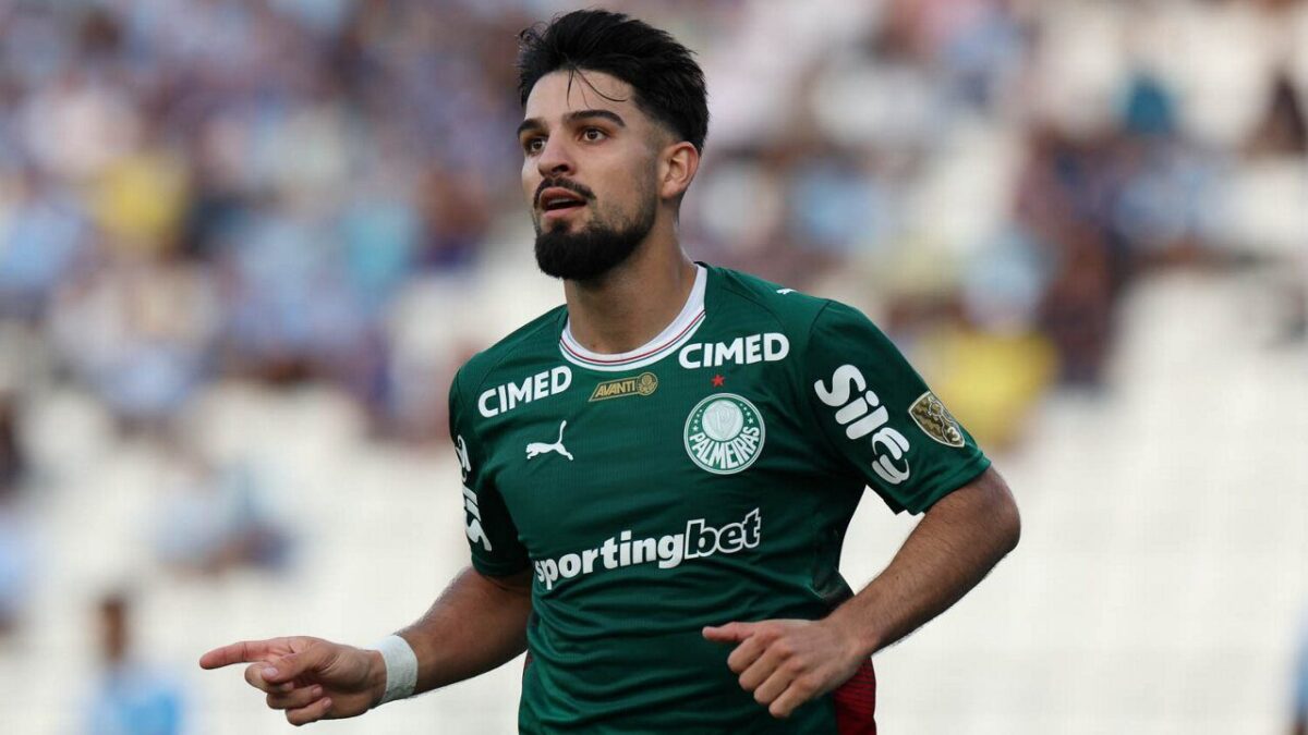 Imagem da noticia Flaco López se torna o terceiro maior artilheiro do Palmeiras no século