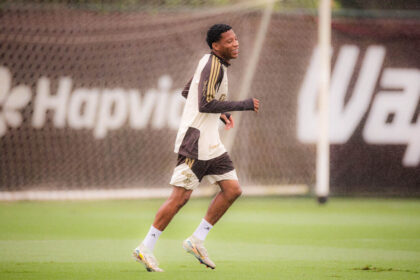 Imagem da noticia Flamengo pode ter reforços caseiros contra o Palmeiras
