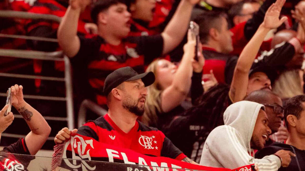 Imagem da noticia Flamengo tem 100% de presença como visitante no Brasileirão
