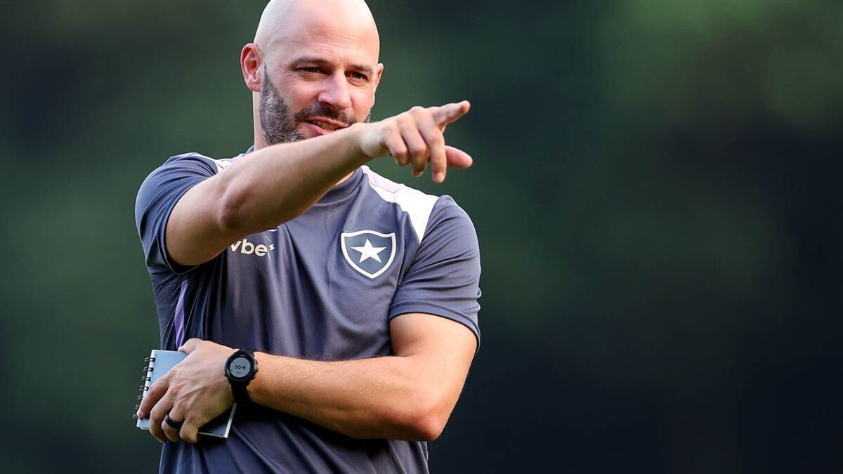 Imagem da noticia Franclim mantém palavra e comanda Botafogo sem "intocáveis"