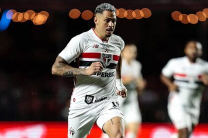 Imagem da noticia Luciano tem edema na coxa e vira desfalque no São Paulo
