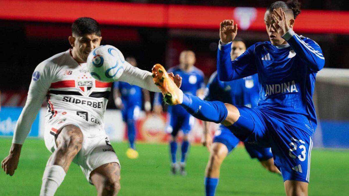 Imagem da noticia Na reestreia de Dorival, São Paulo vacila no fim e só empata com o Millonarios