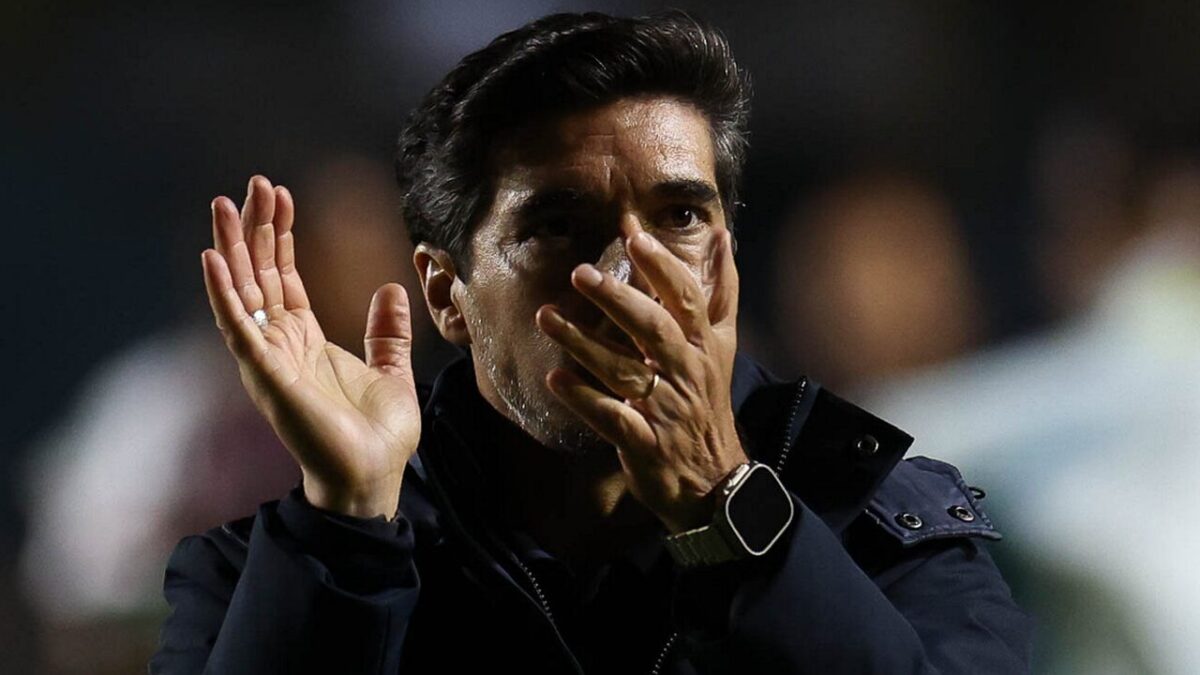 Imagem da noticia Organizada do Palmeiras pede saída de Abel Ferreira após derrota na Libertadores