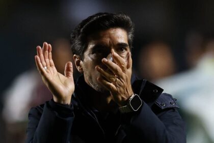 Imagem da noticia Organizada do Palmeiras pede saída de Abel Ferreira após derrota na Libertadores