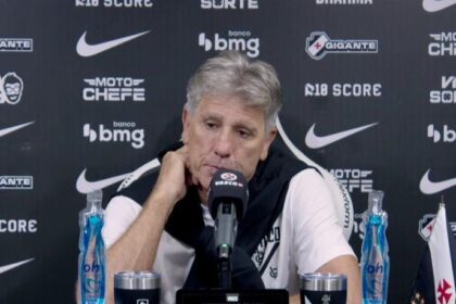 Imagem da noticia Renato Gaúcho comemora reação do Vasco em empate contra o Flamengo