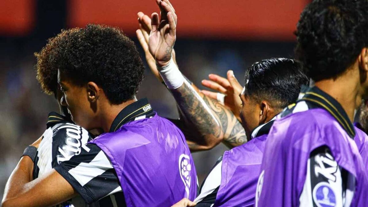 Imagem da noticia Robinho Jr. confirma tapa e diz que Neymar pediu desculpas: "Tudo resolvido"