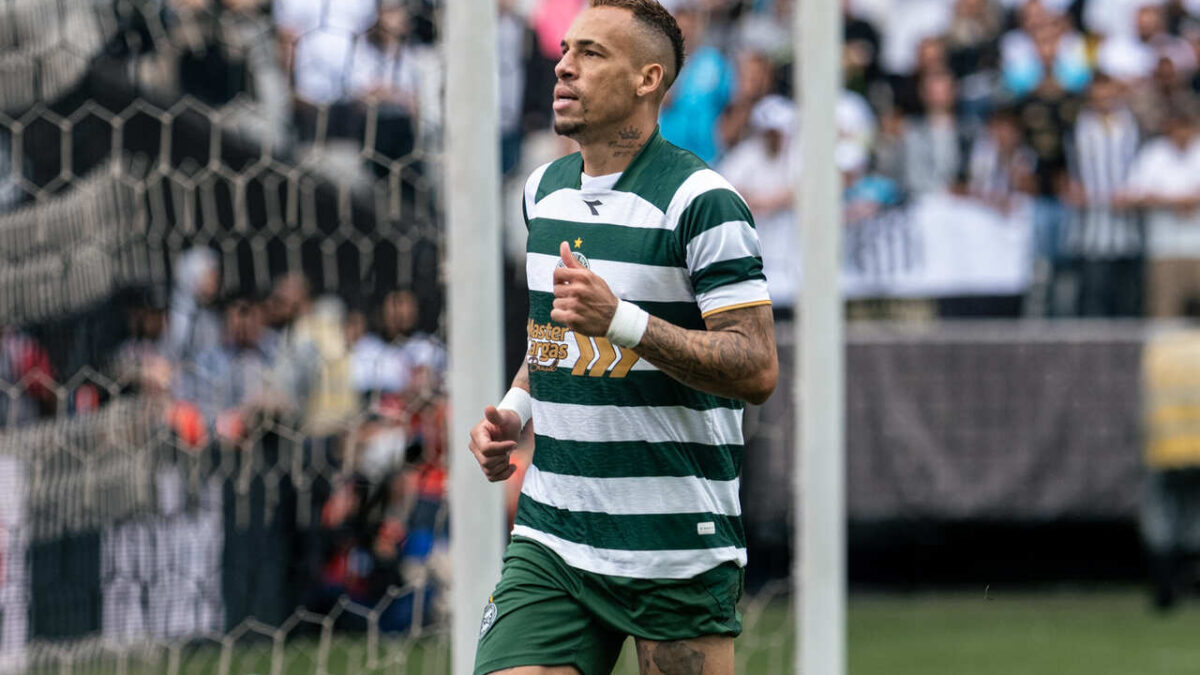 Imagem da noticia Santos perde para o Coritiba em jogo marcado por polêmica com Neymar