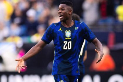 Imagem da noticia Seleção: número de estreantes cai entre uma Copa e outra