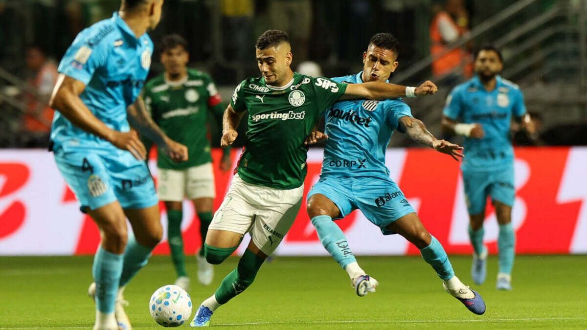 Imagem da noticia STJD denuncia Palmeiras e Santos após duelo pelo Brasileirão