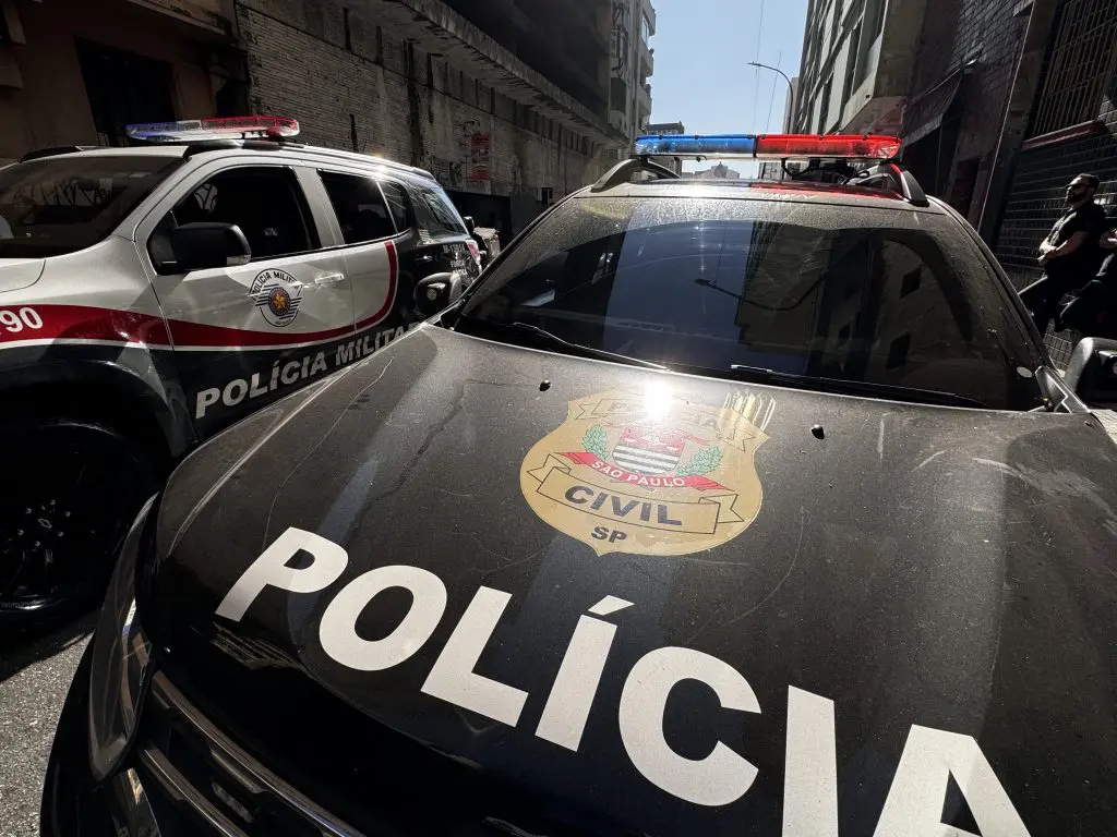 Polícia Civil de São Paulo durante operação de investigação