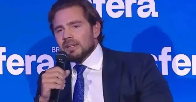Empresário Daniel Vorcaro, fundador do Banco Master, mencionado na investigação em que Ana Cláudia pede retirada de tornozeleira eletrônica.