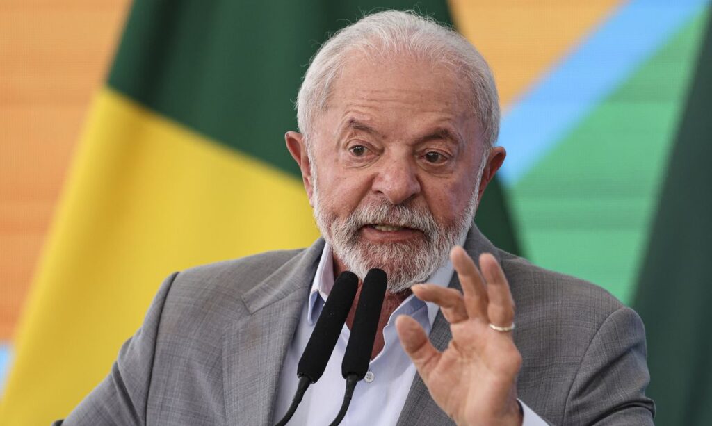 Lula anuncia proposta de tarifa zero no transporte público