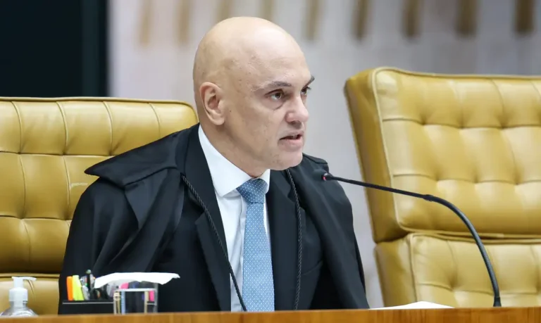 Ministro Alexandre de Moraes, do Supremo Tribunal Federal, que determinou a prisão de porteira condenada pelos atos de 8 de janeiro.