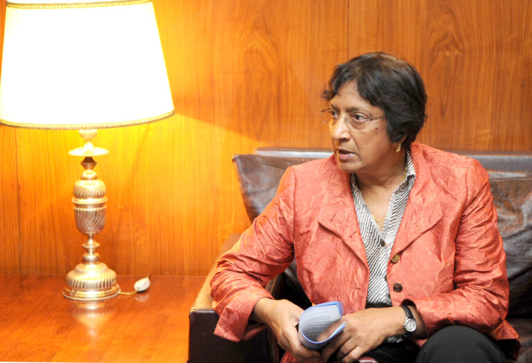 Navi Pillay, jurista sul-africana citada na reportagem sobre a reação de Israel ao Nobel da Paz.
